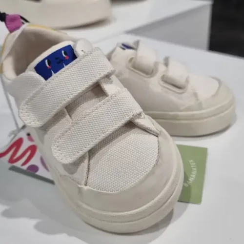 Shoes made out of Bananatex ®